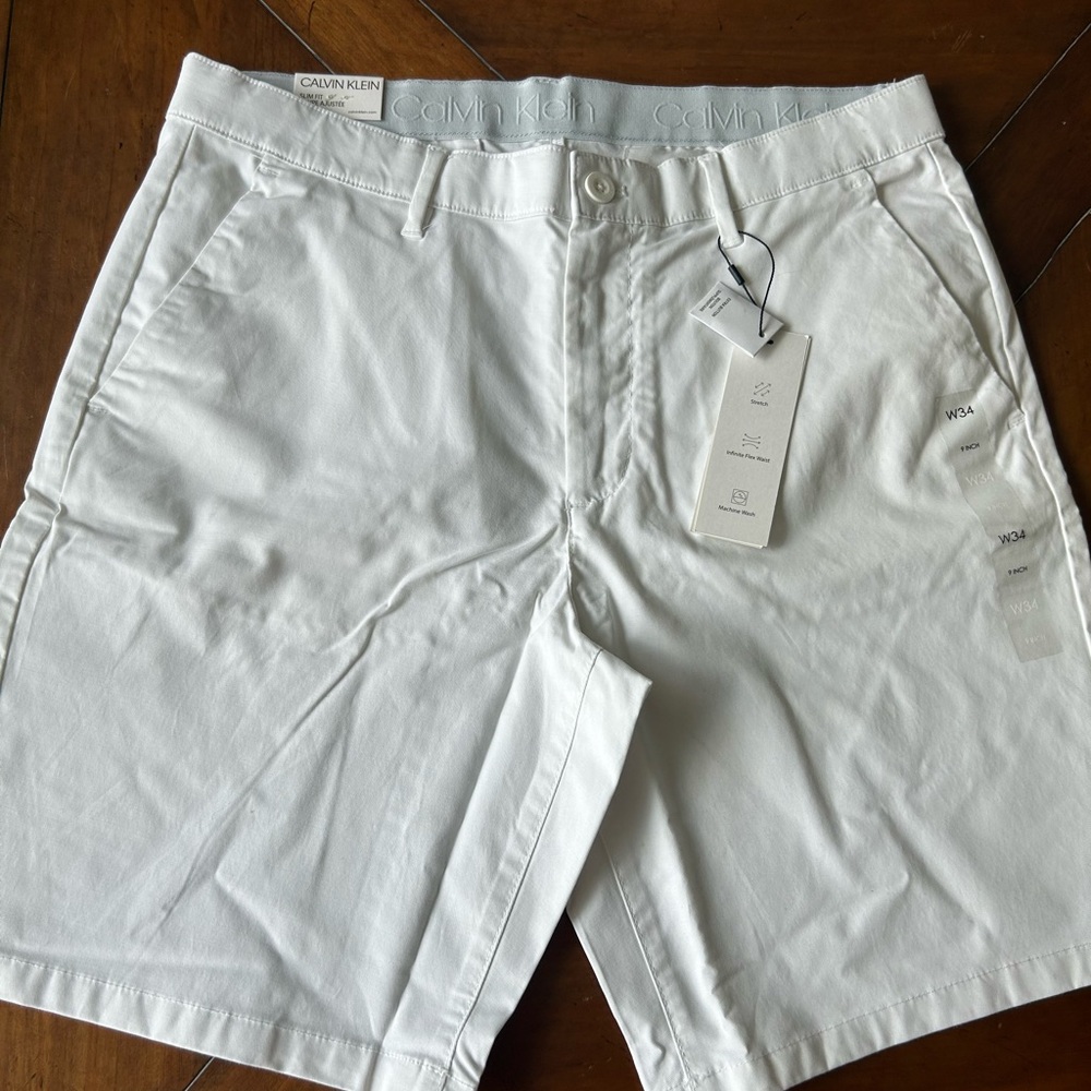Calvin Klein Shorts NEVER WORN sz:34